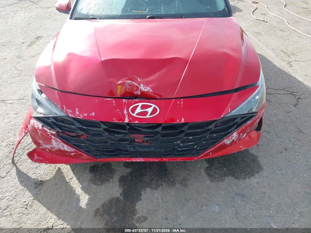 5NPLS4AG0NH082767 Hyundai ELANTRA SEL