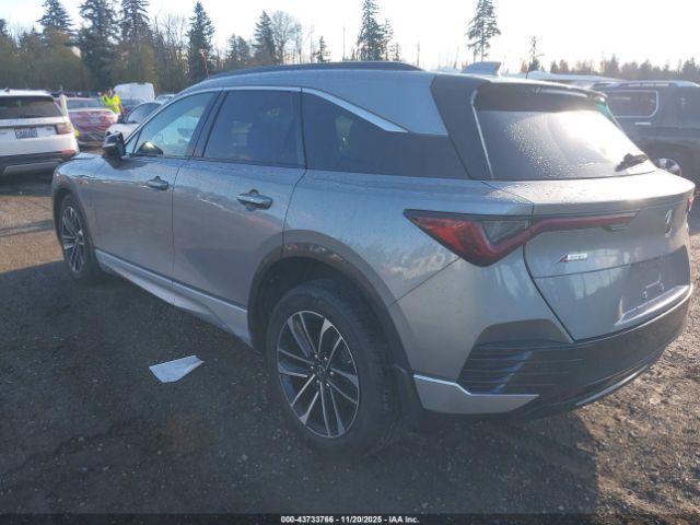 2024 ACURA ZDX 4W5KHNRL3RZ513136 Photo 2