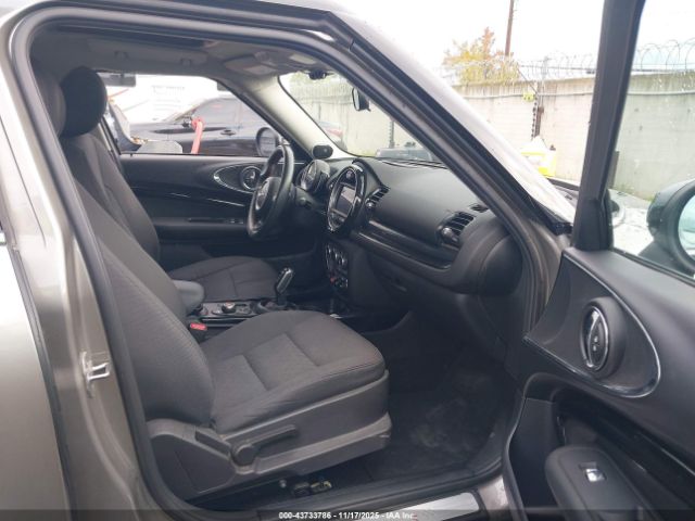 2020 MINI CLUBMAN WMWXJ1C05L2M68700 Photo 4