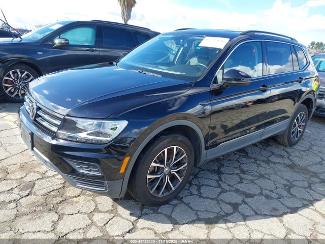 3VV3B7AX5LM124845 Volkswagen Tiguan 2.0t Se/2.0t Se R-line Black/2.0t Sel