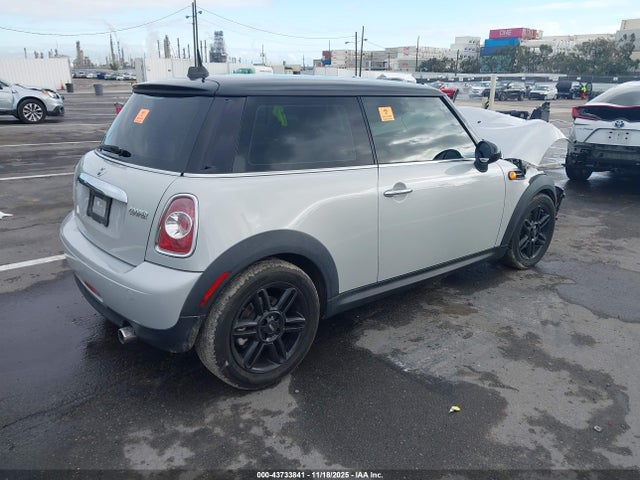 2013 MINI HARDTOP WMWSU3C50DT683941 Photo 3