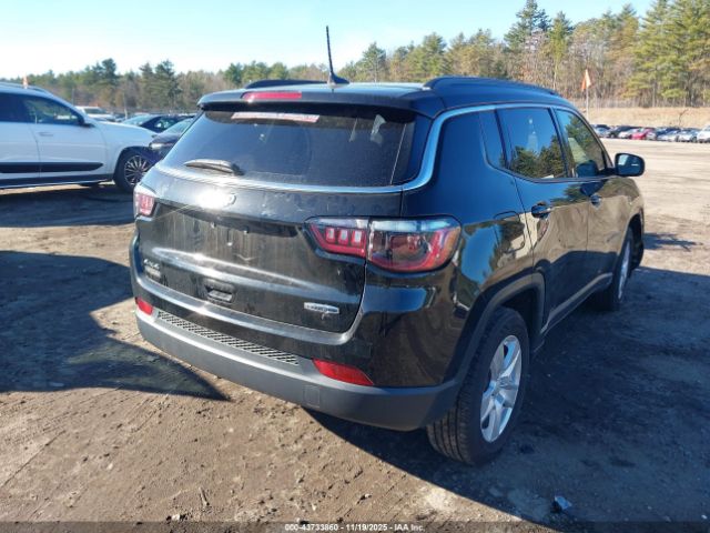 2022 JEEP COMPASS 3C4NJDBBXNT121962 Photo 3