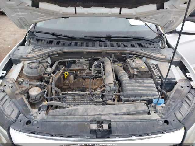 43733965 :رقم المزاد ، 3VWCB7BU4KM240391 vin ، 2019 Volkswagen Jetta 1.4t R-line/1.4t S/1.4t Se مزاد بيع