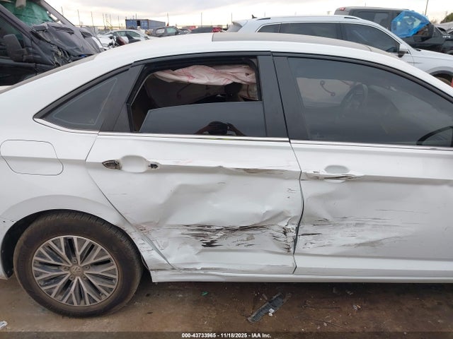 43733965 :رقم المزاد ، 3VWCB7BU4KM240391 vin ، 2019 Volkswagen Jetta 1.4t R-line/1.4t S/1.4t Se مزاد بيع