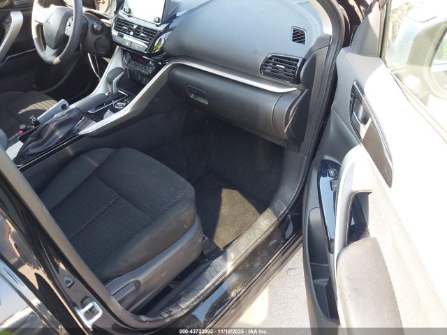 2024 MITSUBISHI ECLIPSE CROSS JA4ATVAA0RZ052151 Photo 4