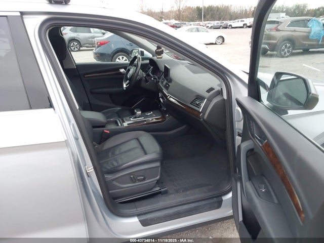 2019 AUDI Q5 WA1ANAFY0K2024227 Photo 4