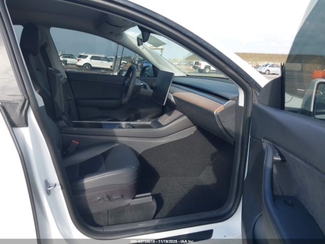 2021 TESLA MODEL Y 5YJYGDEE2MF141489 Photo 4