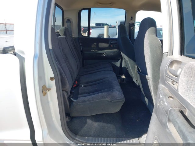 Продаж на аукціоні авто 2002 Dodge Dakota Sport, vin: 1B7HG38N82S517067, номер лоту: 43734037