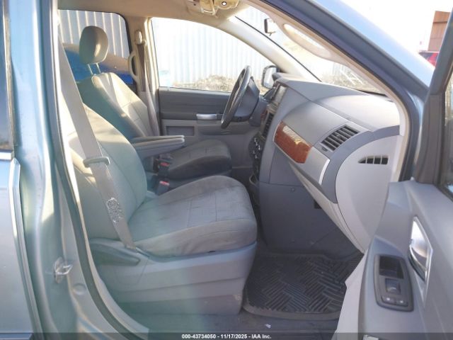 2008 CHRYSLER TOWN & COUNTRY 2A8HR54P18R828002 Photo 4