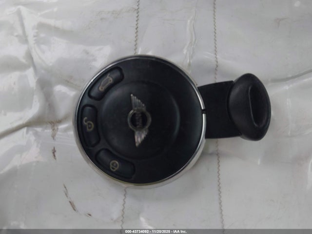 2014 MINI CLUBMAN WMWZF3C57ET493001 Photo 10