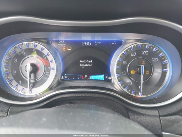 2017 CHRYSLER 300 2C3CCAAG2HH630846 Photo 6