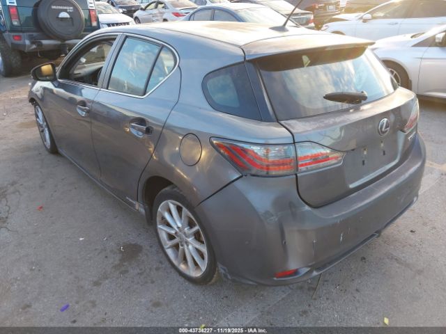 2013 LEXUS CT 200H JTHKD5BH0D2134206 Photo 2