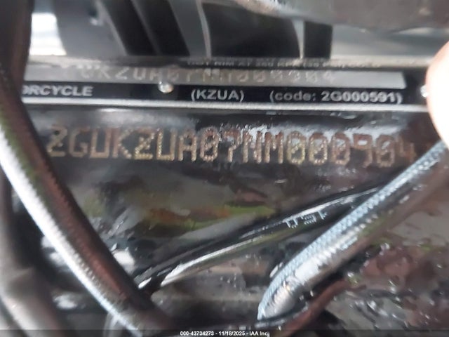 2022 MOTO GUZZI V7 ZGUKZUA07NM000904 Photo 9