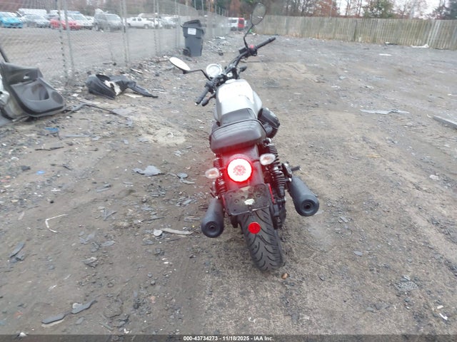2022 MOTO GUZZI V7 ZGUKZUA07NM000904 Photo 5