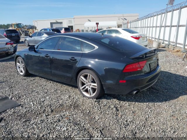 2014 AUDI A7 WAUWGAFC4EN085932 Photo 2