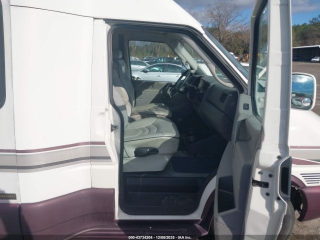 2000 VOLKSWAGEN EUROVAN WV3AH4705YH042409 Photo 4