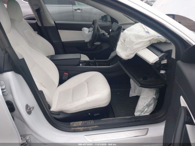 2020 TESLA MODEL 3 5YJ3E1EA5LF615610 Photo 4