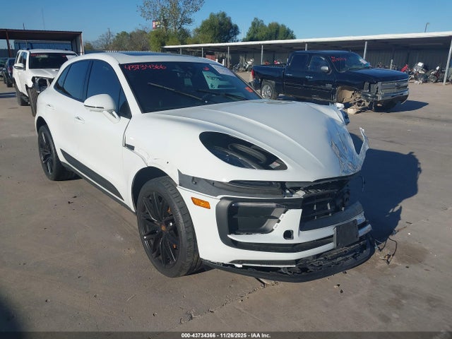 2024 PORSCHE MACAN WP1AA2A52RLB02725
