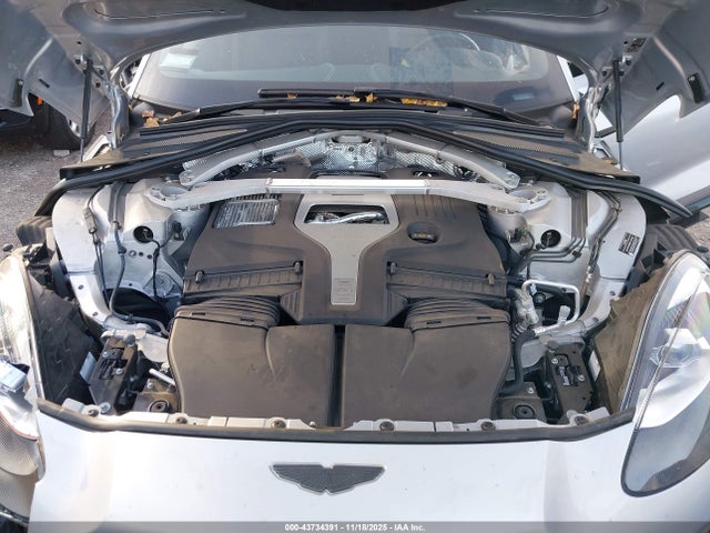 2023 ASTON MARTIN DBX SD7VUJBW3PTV08425 Photo 9