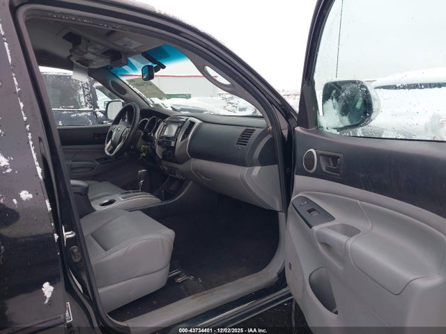 5TFMU4FN8EX023282 Toyota Tacoma V6