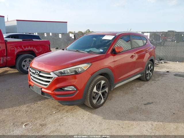 43734491 :رقم المزاد ، KM8J33A23HU517564 vin ، 2017 Hyundai Tucson Sport مزاد بيع