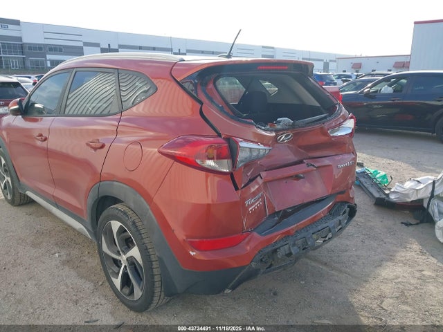 43734491 :رقم المزاد ، KM8J33A23HU517564 vin ، 2017 Hyundai Tucson Sport مزاد بيع
