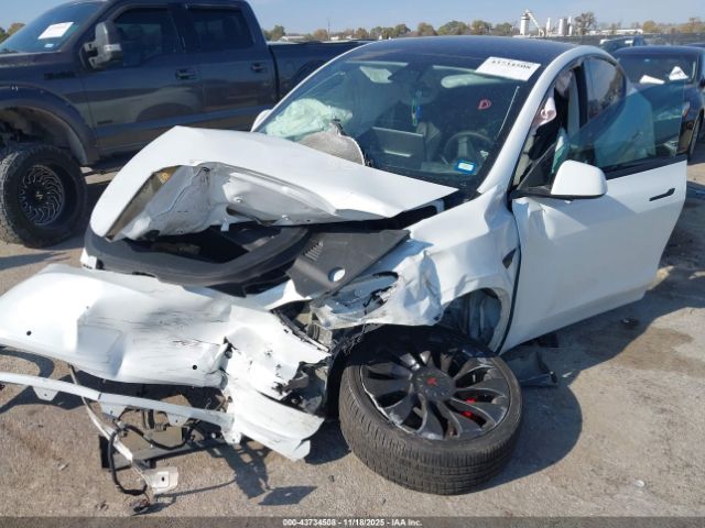 2022 TESLA MODEL Y 7SAYGDEF1NF337257 Photo 5