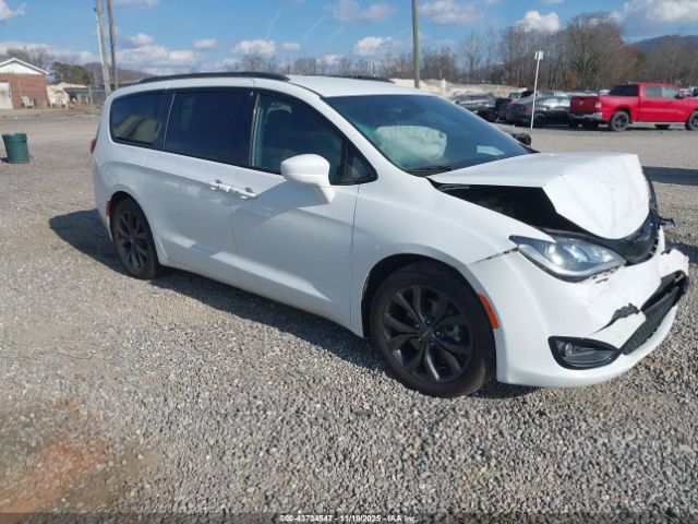 2018 CHRYSLER PACIFICA 2C4RC1FG4JR334032