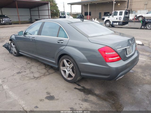 2010 MERCEDES-BENZ S 550 WDDNG7BB4AA349544 Photo 2