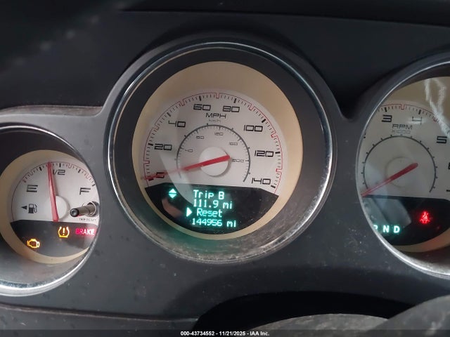 43734552 :رقم المزاد ، 2B3CJ4DG9BH588148 vin ، 2011 Dodge Challenger مزاد بيع