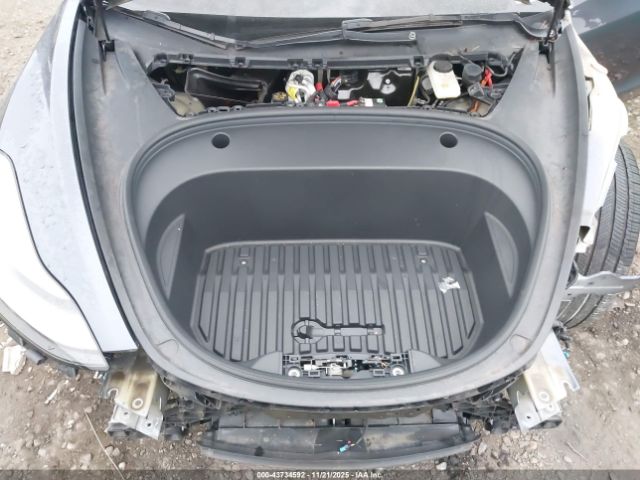 2023 TESLA MODEL 3 5YJ3E1EA5PF395794 Photo 9