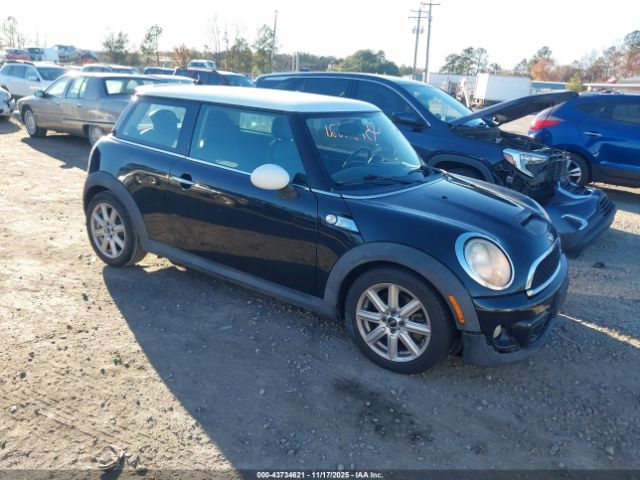 2011 MINI COOPER S WMWSV3C58BTY13779 Photo 0