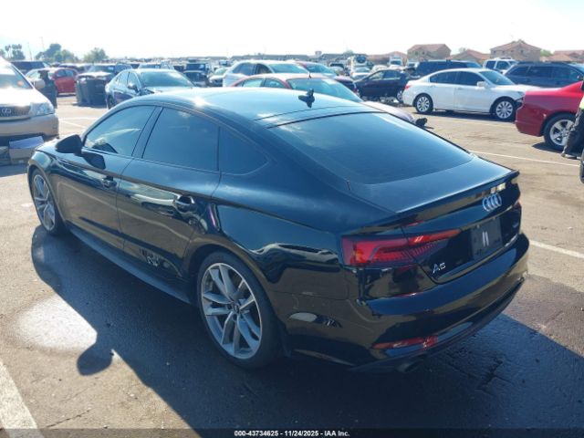 2019 AUDI A5 WAUENCF5XKA075441 Photo 2