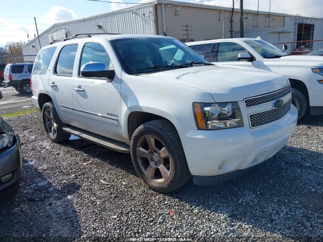 2011 Chevrolet Tahoe Ltz მანქანა იყიდება აუქციონზე, vin: 1GNSKCE02BR284945, აუქციონის ნომერი: 43734628