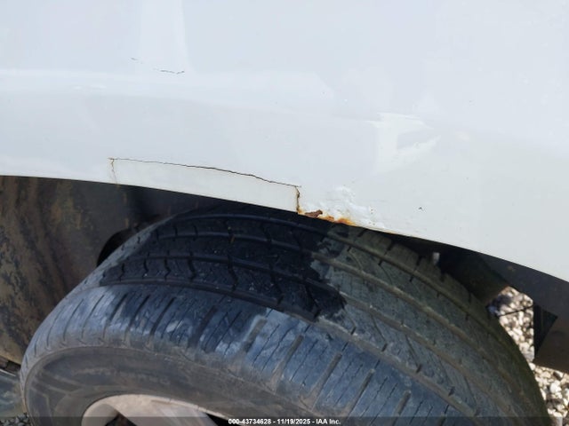 Продаж на аукціоні авто 2011 Chevrolet Tahoe Ltz, vin: 1GNSKCE02BR284945, номер лоту: 43734628