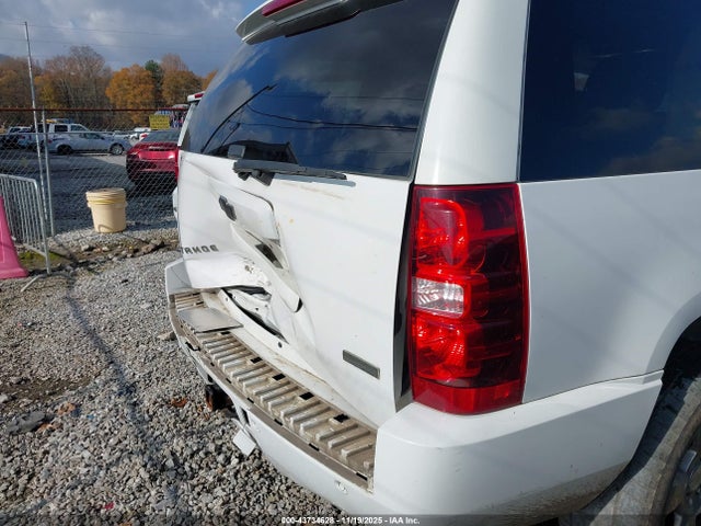 Продаж на аукціоні авто 2011 Chevrolet Tahoe Ltz, vin: 1GNSKCE02BR284945, номер лоту: 43734628