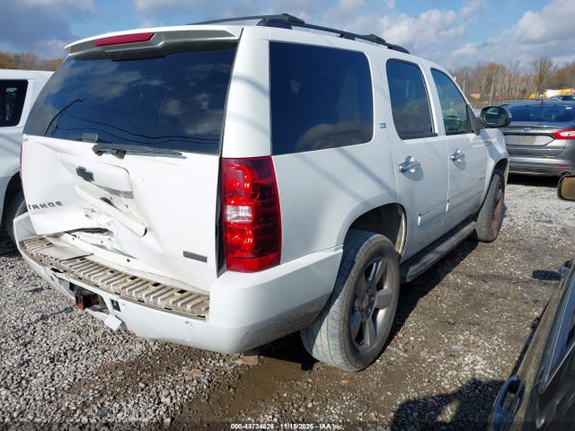 Продаж на аукціоні авто 2011 Chevrolet Tahoe Ltz, vin: 1GNSKCE02BR284945, номер лоту: 43734628