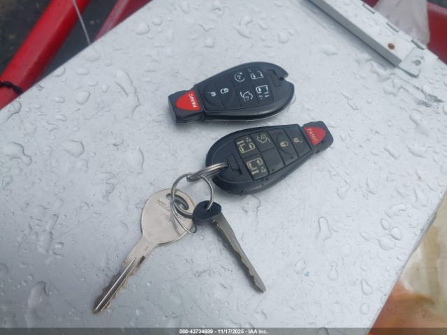 2013 CHRYSLER TOWN & COUNTRY 2C4RC1BG1DR697110 Photo 10