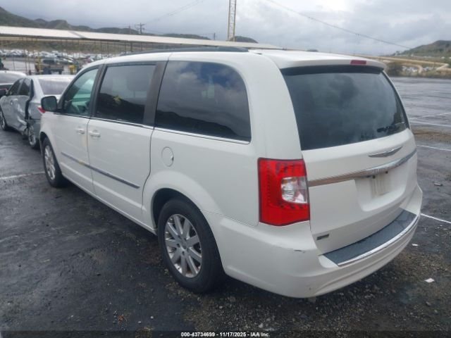2013 CHRYSLER TOWN & COUNTRY 2C4RC1BG1DR697110 Photo 2