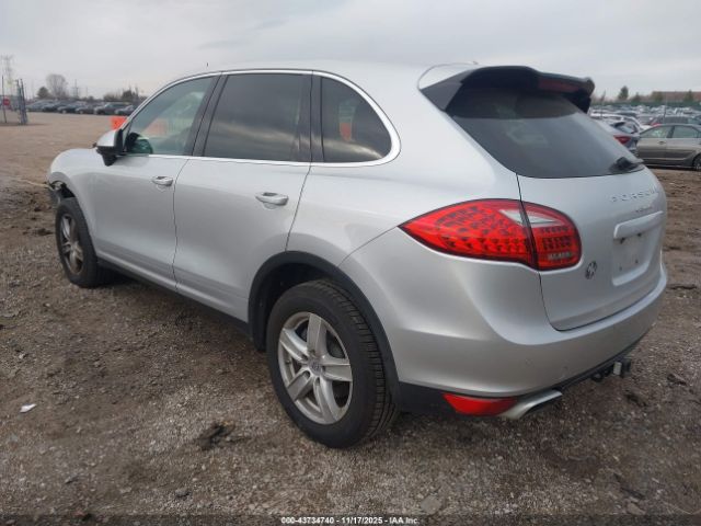2013 PORSCHE CAYENNE WP1AF2A22DLA43868 Photo 2