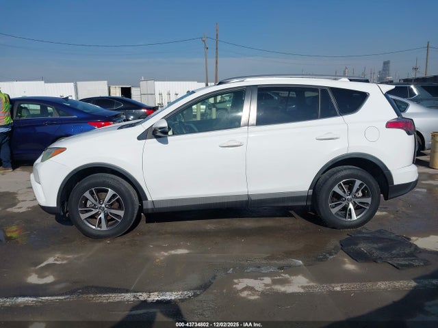 Toyota Rav4 Xle 2016 JTMWFREV5GJ093782 Image 14