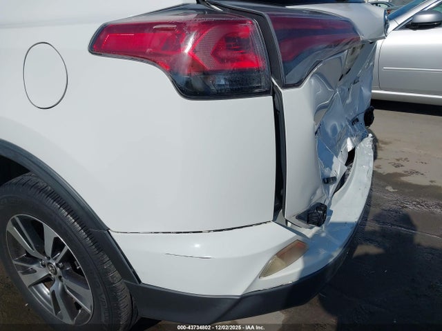 Toyota Rav4 Xle 2016 JTMWFREV5GJ093782 Image 19