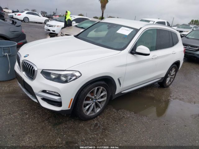 2019 BMW X3 5UXTR7C51KLF35960 Photo 1