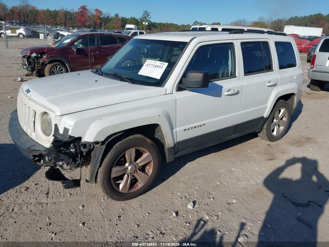 Jeep Patriot Limited 2014 1C4NJPCB4ED640558 Image 2