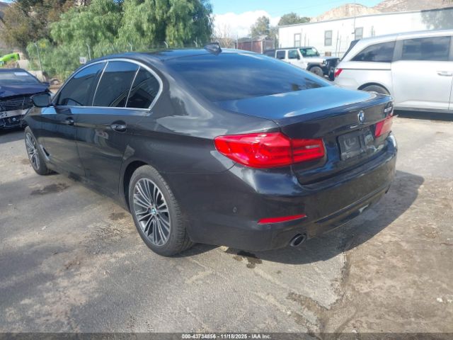 2017 BMW 530I WBAJA5C35HG894016 Photo 2