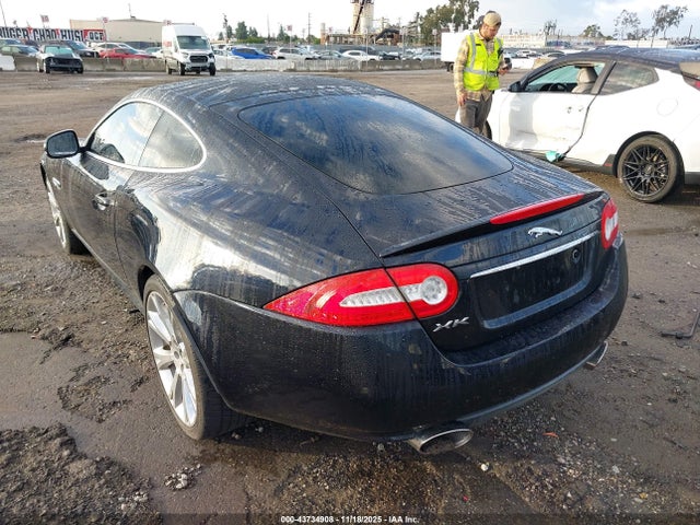 2013 JAGUAR XK SAJWA4FB1DLB48917 Photo 2