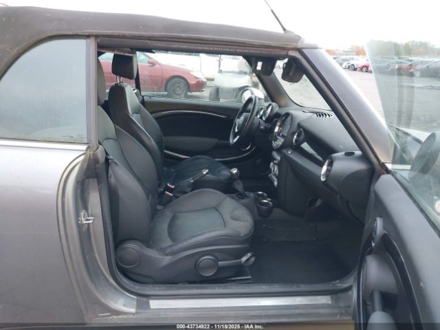 2009 MINI COOPER S WMWMS33509TY50210 Photo 4