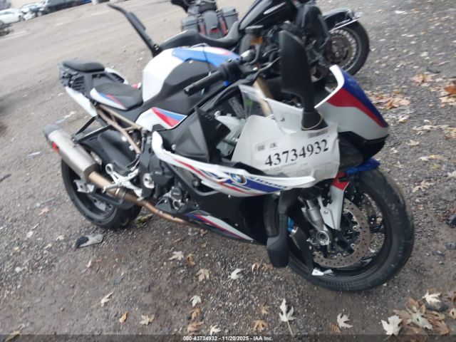2022 BMW S 1000 WB10E230XN6G02773
