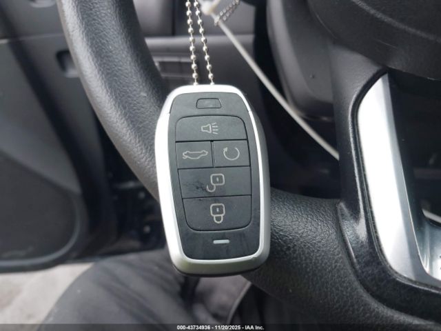 2018 MAZDA MAZDA3 3MZBN1U79JM194580 Photo 10