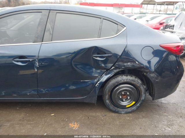 2018 MAZDA MAZDA3 3MZBN1U79JM194580 Photo 5